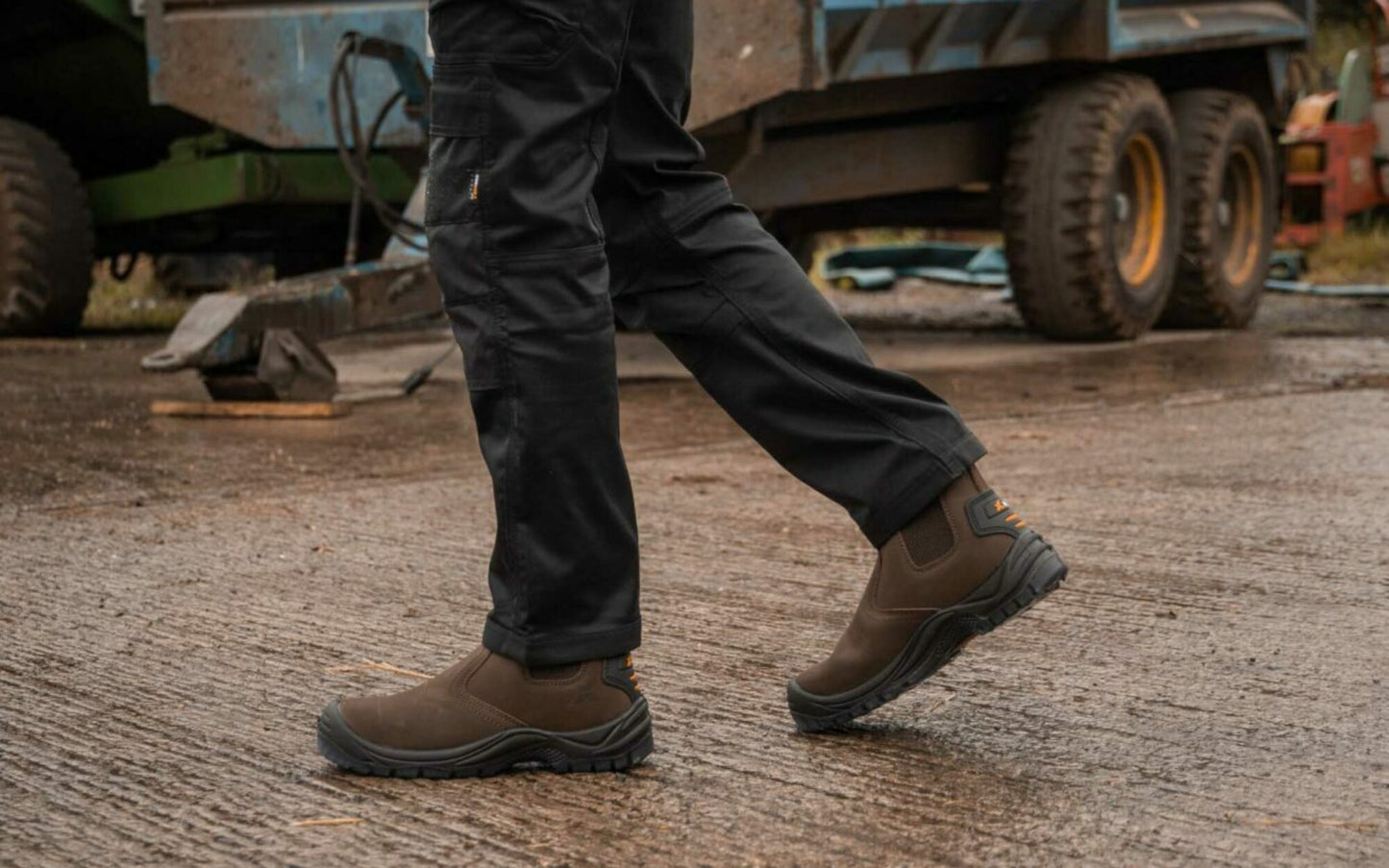 Buffalo Brown Slip on Safety Boot Me116