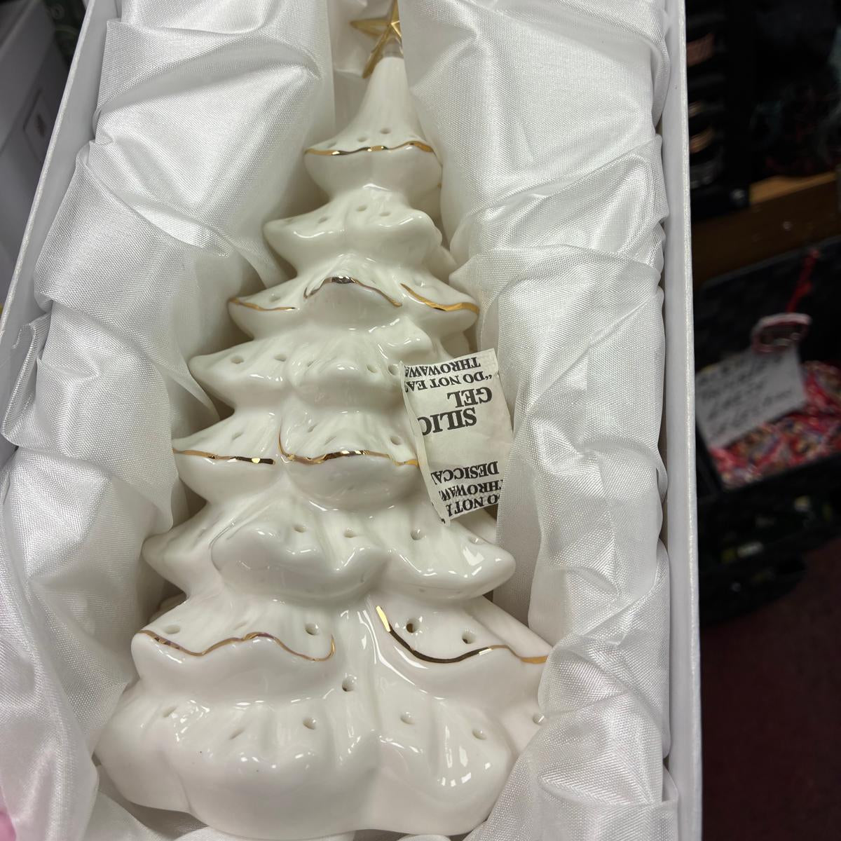 Newgrange Living White Ceramic Christmas Tree Scene Ornament with Gift Box