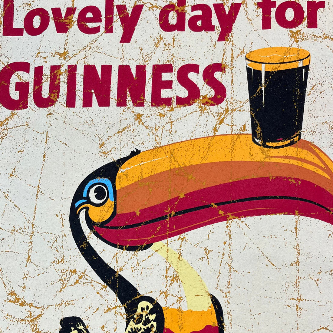 Guinness Gold coloured Vintage Lovely Day Toucan Unisex T-Shirt