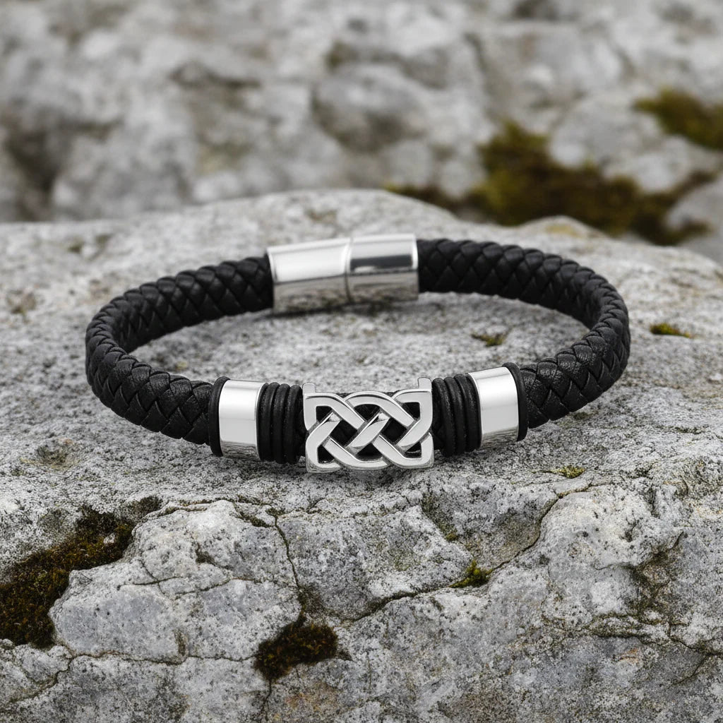 Black Leather Celtic Knot Bracelet by Solvar