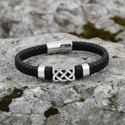 Black Leather Celtic Knot Bracelet by Solvar