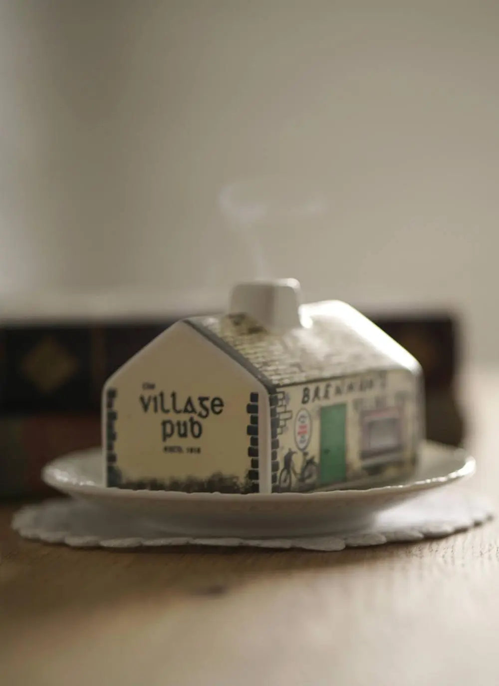 Irish Turf Peat Incense Fine Porcelain Irish Pub Burner Set